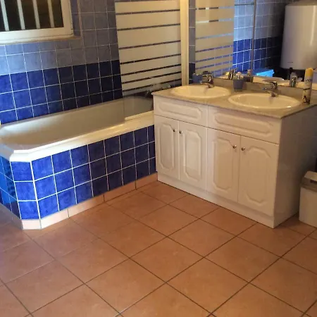 Chez Paul-antoine Et Mattea 度假居 *
